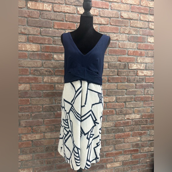 HD in Paris Dresses & Skirts - HD in Paris Anthropologie Navy and white cotton jersey dress in size 12